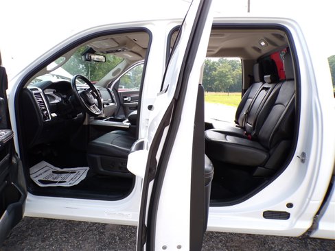 Used 2014 RAM 3500 Laramie image 25