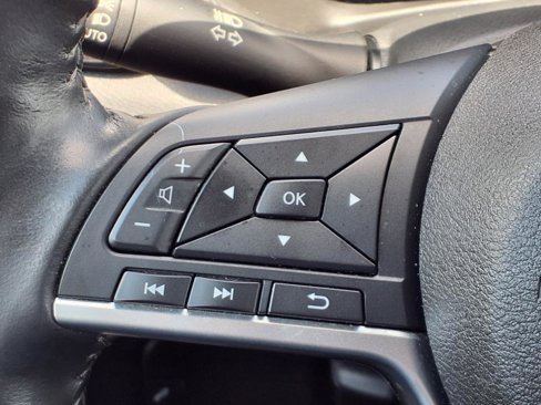 Certified 2021 Nissan Sentra SV image 21