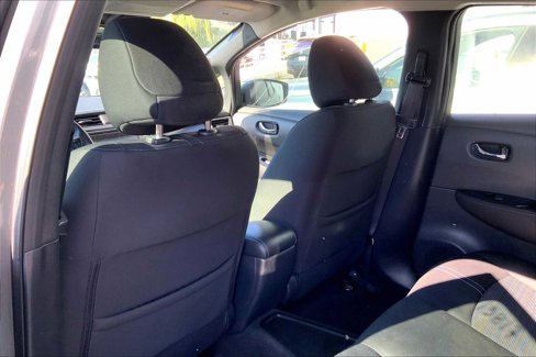 Used 2019 Nissan Leaf SV image 12