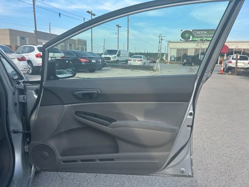 Used 2010 Honda Civic DX-VP image 12