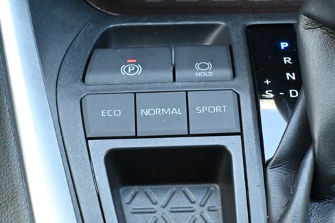 Used 2019 Toyota RAV4 Limited image 26