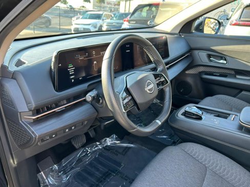 Used 2024 Nissan Ariya FWD image 14