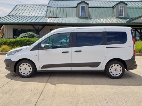 Used 2017 Ford Transit Connect XL image 2