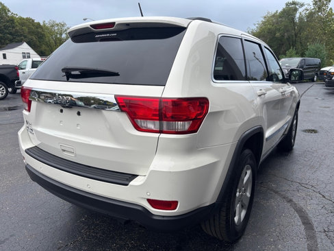 Used 2011 Jeep Grand Cherokee Laredo image 5