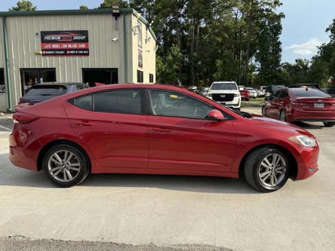 Used 2018 Hyundai Elantra SEL image 2