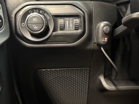 Used 2020 Jeep Gladiator Sport w/ Quick Order Package 24S image 14