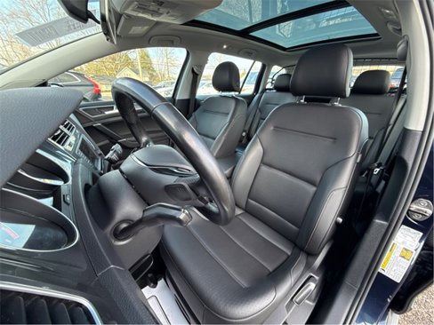Used 2017 Volkswagen Golf Alltrack SE image 22