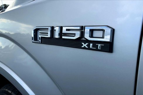 Used 2015 Ford F150 XLT w/ Equipment Group 302A Luxury image 9