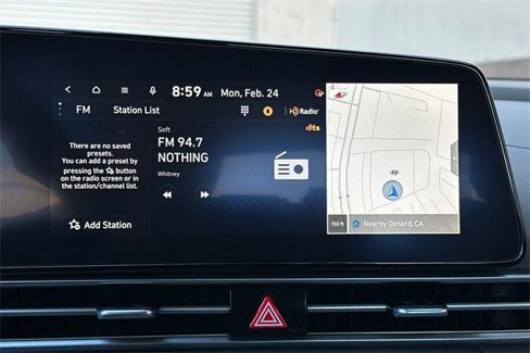 Used 2024 Hyundai Elantra SEL image 18