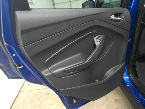 Used 2017 Ford Escape SE image 14
