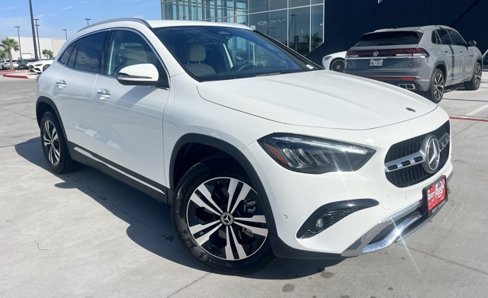 Certified 2025 Mercedes-Benz GLA 250 image 1