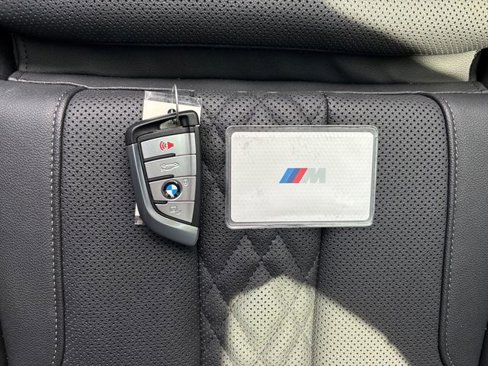Used 2023 BMW 540i xDrive w/ M Sport Package image 33