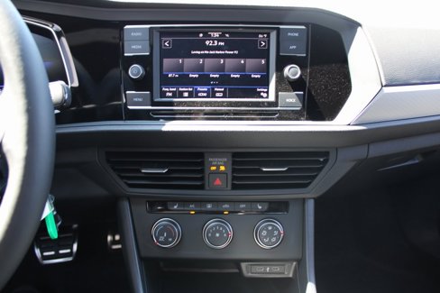 Certified 2024 Volkswagen Jetta Sport image 14
