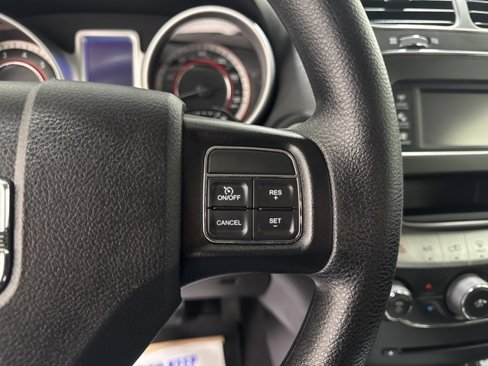 Used 2020 Dodge Journey SE w/ Blacktop Package image 16