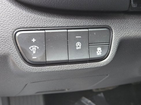 Used 2024 Kia Seltos S image 23