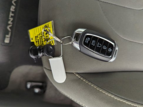Used 2023 Hyundai Elantra SEL image 23