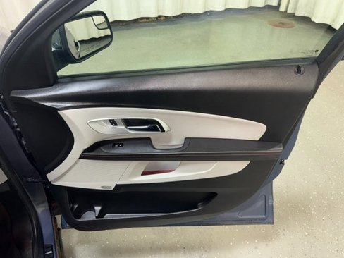 Used 2013 Chevrolet Equinox LTZ image 29