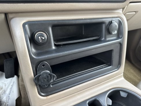 Used 2003 Chevrolet Tahoe Z71 image 22