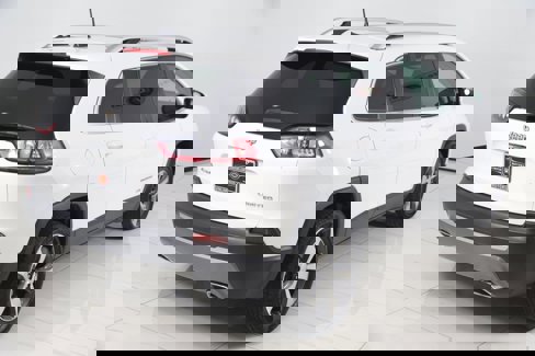 Used 2019 Jeep Cherokee Limited image 40