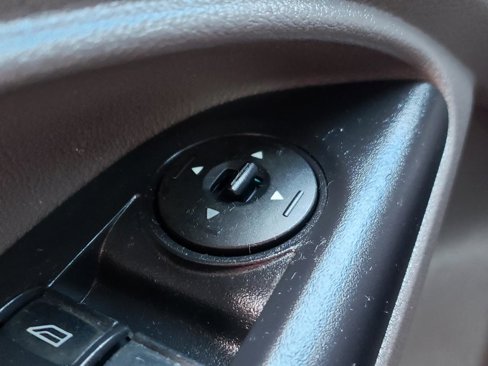 Used 2020 Ford Transit Connect XL image 23