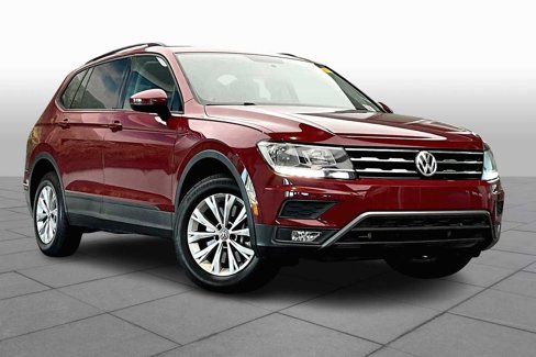 Used 2018 Volkswagen Tiguan S image 2