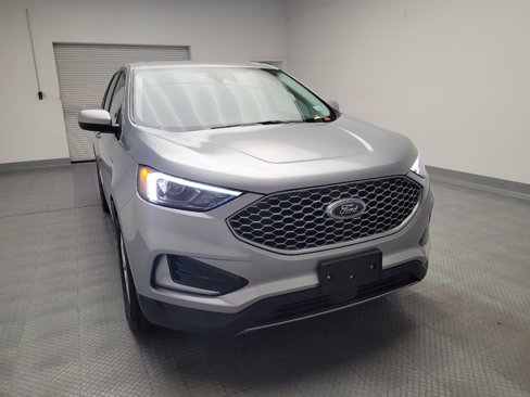 Used 2024 Ford Edge SEL image 14