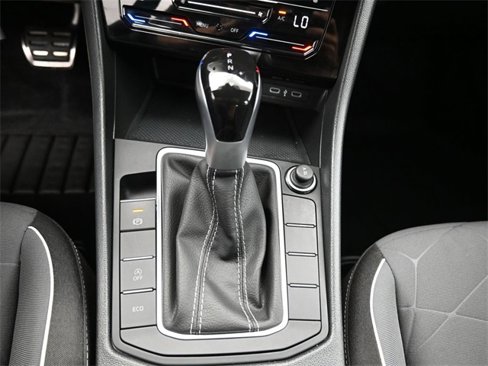 Certified 2025 Volkswagen Jetta Sport image 23