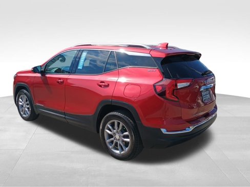 Certified 2022 GMC Terrain SLT image 6