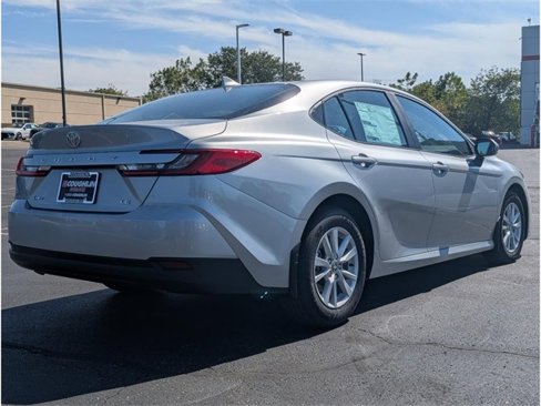 New 2026 Toyota Camry LE w/ Convenience Package image 7