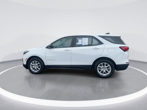 Used 2024 Chevrolet Equinox LS image 6
