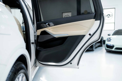 Used 2021 BMW X7 xDrive40i w/ Premium Package image 53