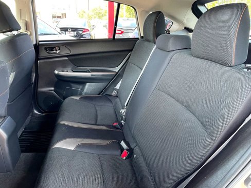 Used 2017 Subaru Crosstrek 2.0i Premium image 10