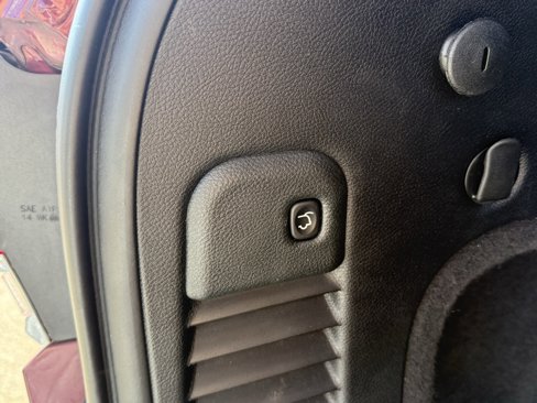 Used 2020 Jeep Grand Cherokee Limited image 6