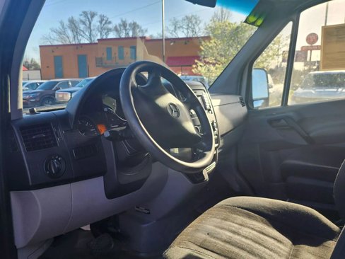 Used 2016 Mercedes-Benz Sprinter 2500 image 11