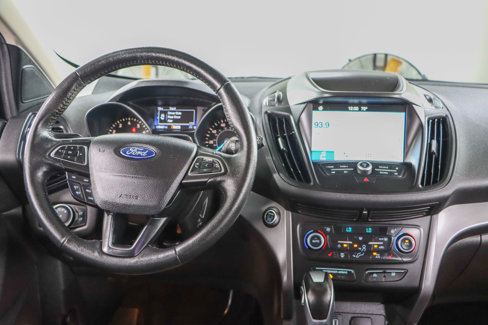 Used 2019 Ford Escape SEL image 17