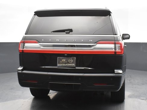 Used 2020 Lincoln Navigator Reserve w/ Luxury Package image 32