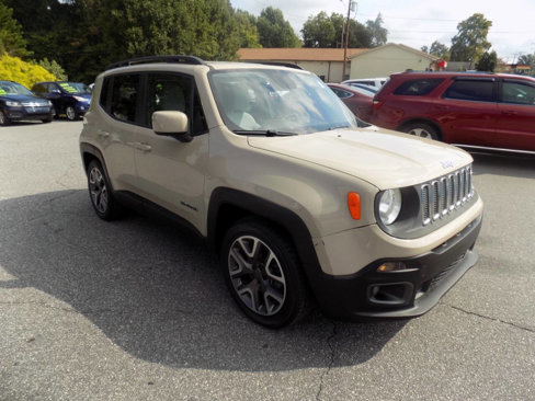Used 2015 Jeep Renegade Latitude image 7