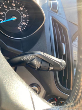 Used 2019 Ford Escape SEL image 18