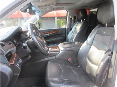 Used 2017 Cadillac Escalade Luxury image 23