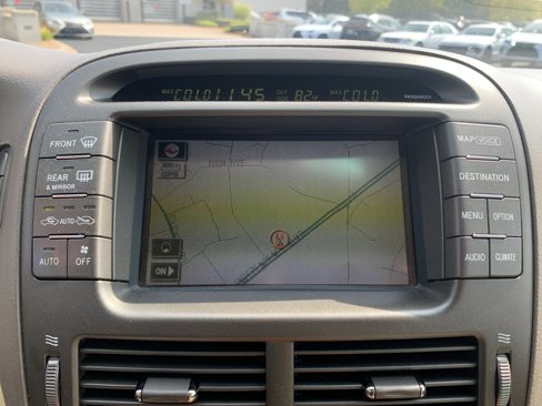 Used 2004 Lexus LS 430 image 24