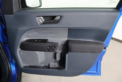 New 2025 Ford Maverick XL image 10