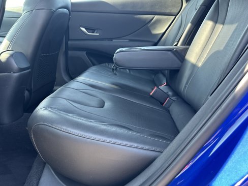 Used 2022 Hyundai Elantra Limited w/ Cargo Package image 22