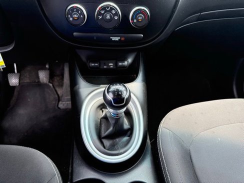 Used 2019 Kia Soul image 18
