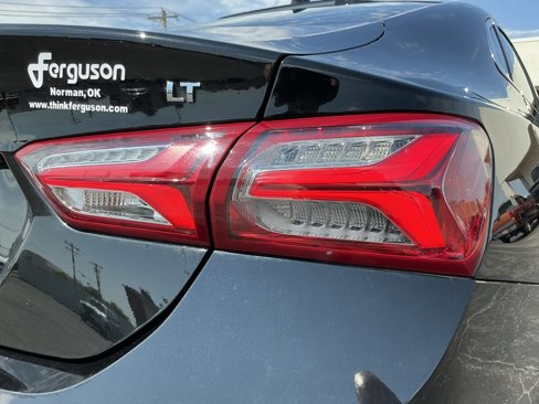 Used 2022 Chevrolet Malibu LT image 17