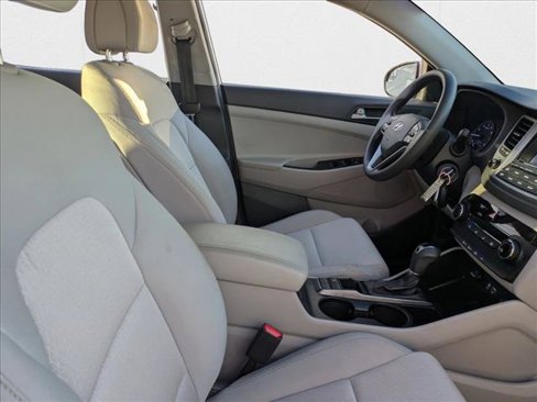 Used 2018 Hyundai Tucson SE image 19