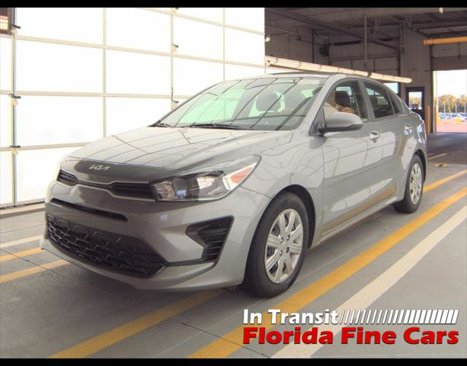 Used 2023 Kia Rio S image 2