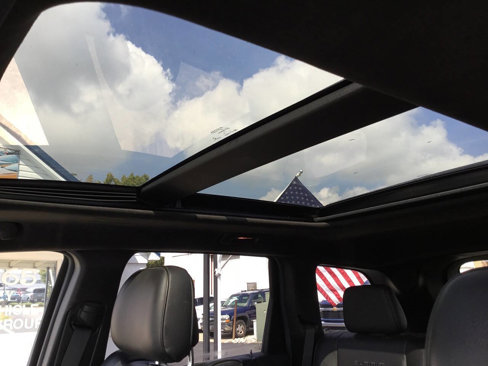 Used 2014 Jeep Grand Cherokee Summit image 16
