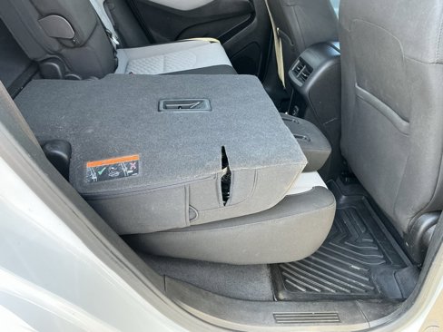 Used 2020 Chevrolet Equinox LT w/ Driver Convenience Package image 34