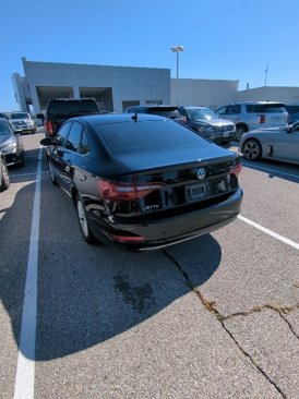 Used 2020 Volkswagen Jetta S image 2
