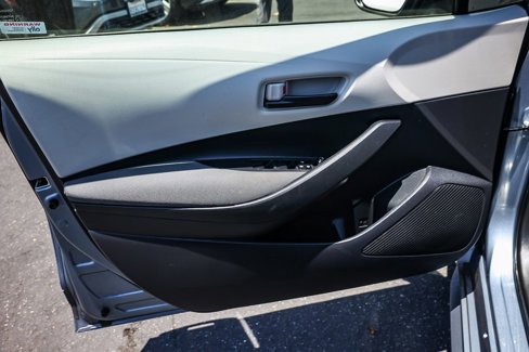 Used 2022 Toyota Corolla LE image 28